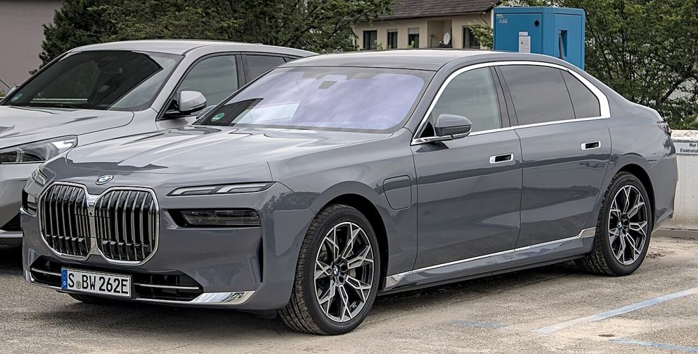 BMW Serie 7 745e (G11)